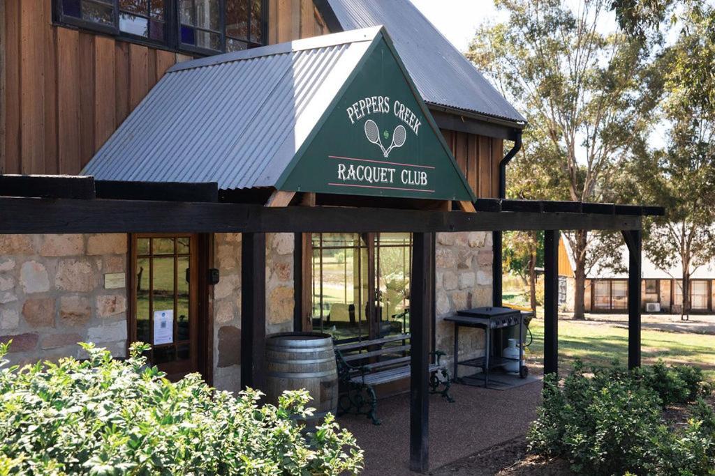 Peppers Creek Accommodation Pokolbin Bagian luar foto